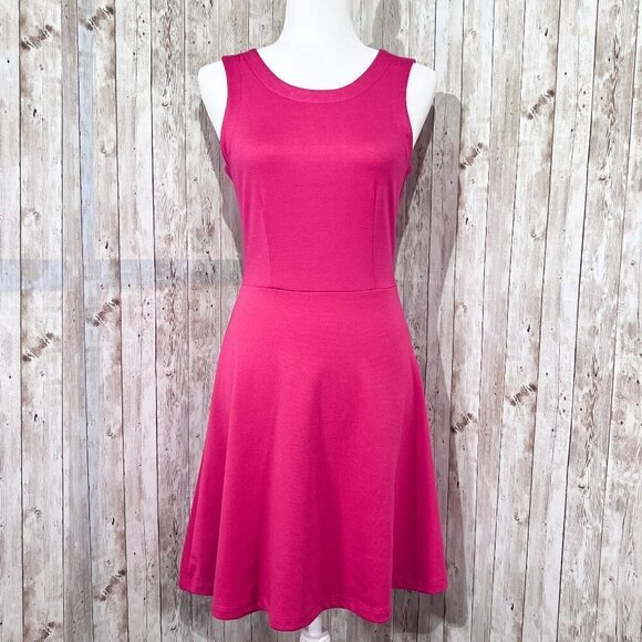Old Navy Dresses & Skirts - Women's Old Navy Dress | Sleeveless | Small | Fit And Flare | Knee Length | Pink